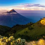 Paysage d'un volcan, sur l'île de Java .